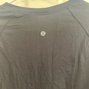 Lululemon swiftly tech long sleeve, size 8, black